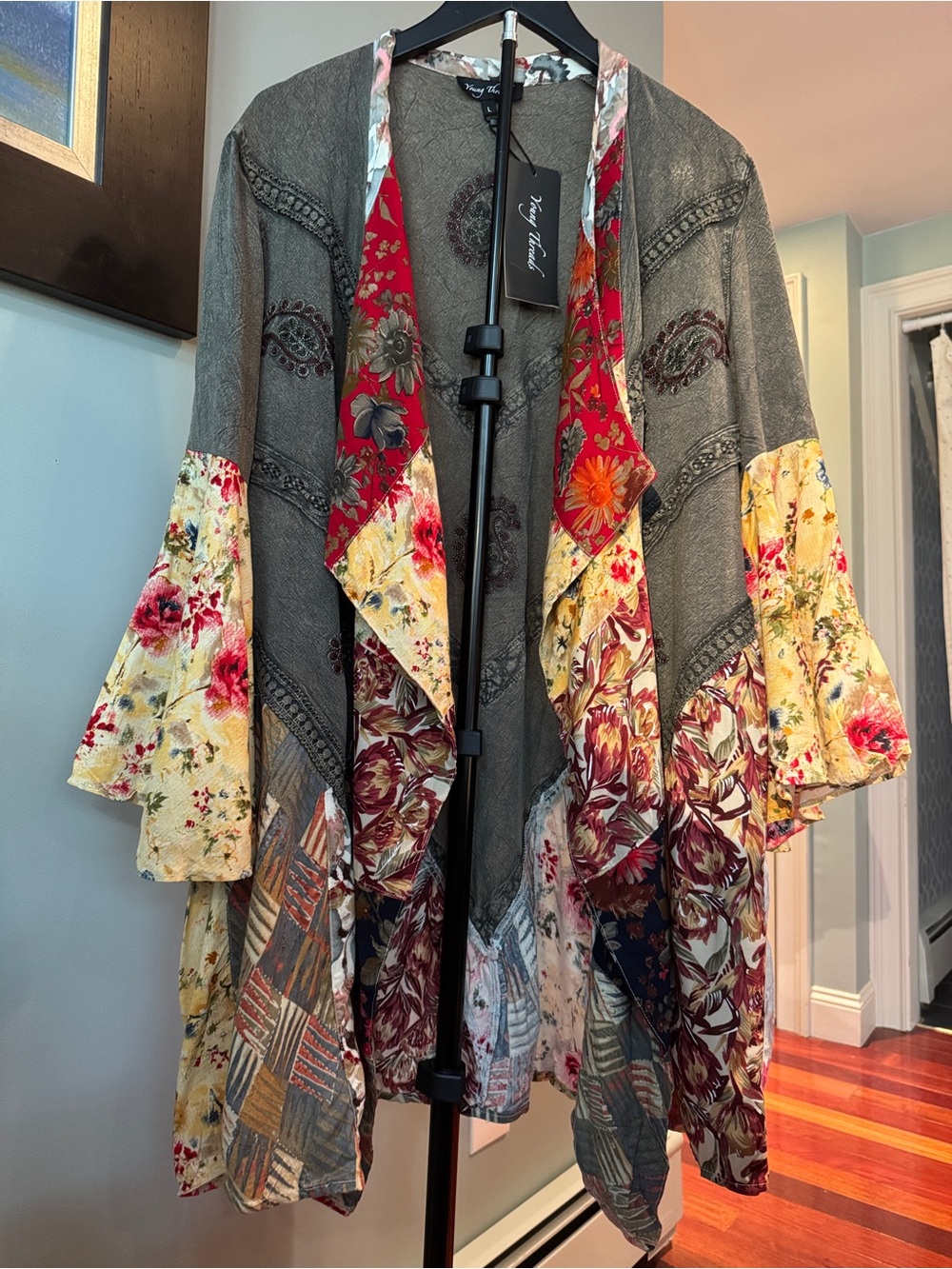 Young Threads  Floral Paisley Patchwork Kimono NWT Size Large BOHO Western